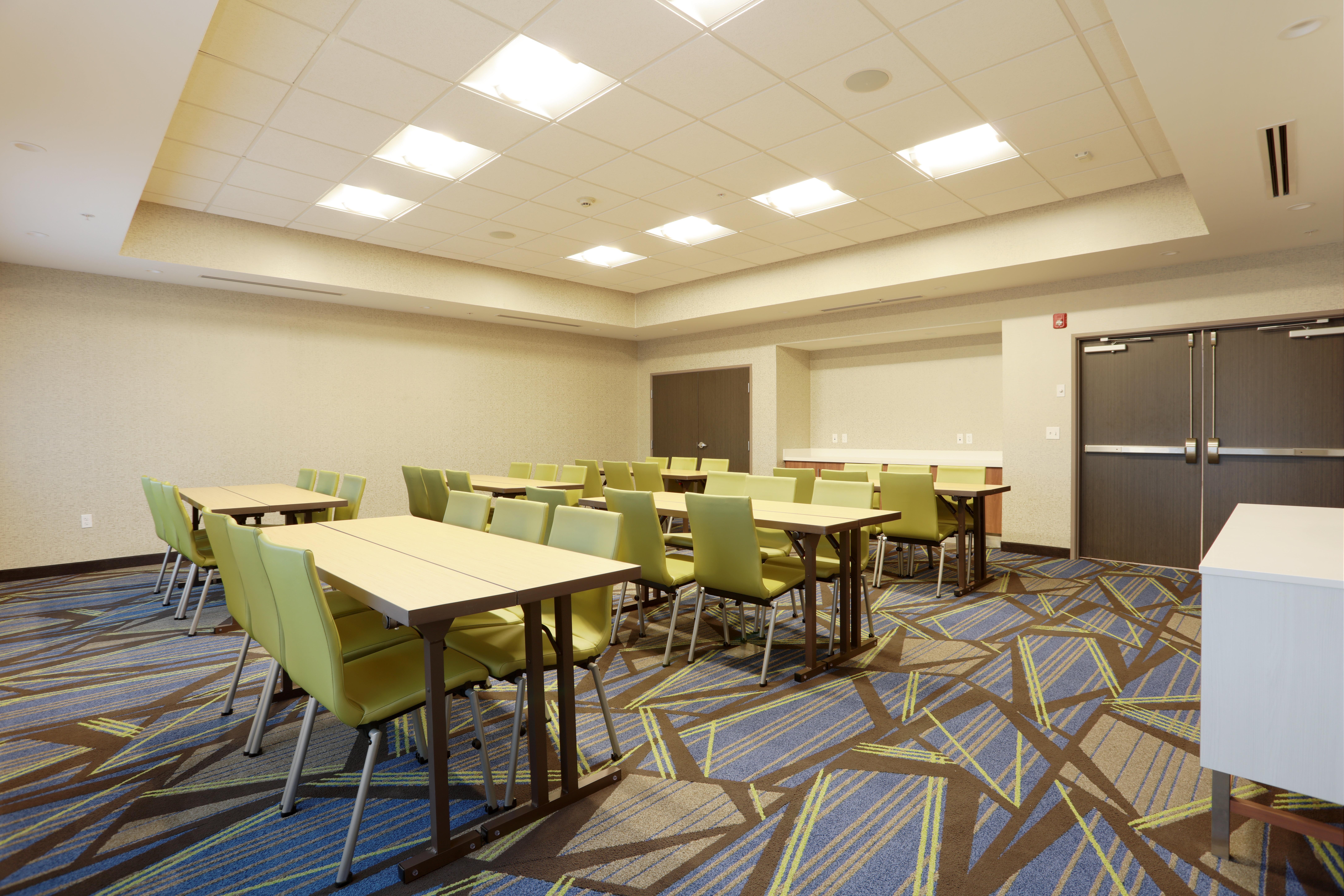 Holiday Inn Express Oneonta By Ihg Бингемтон Экстерьер фото