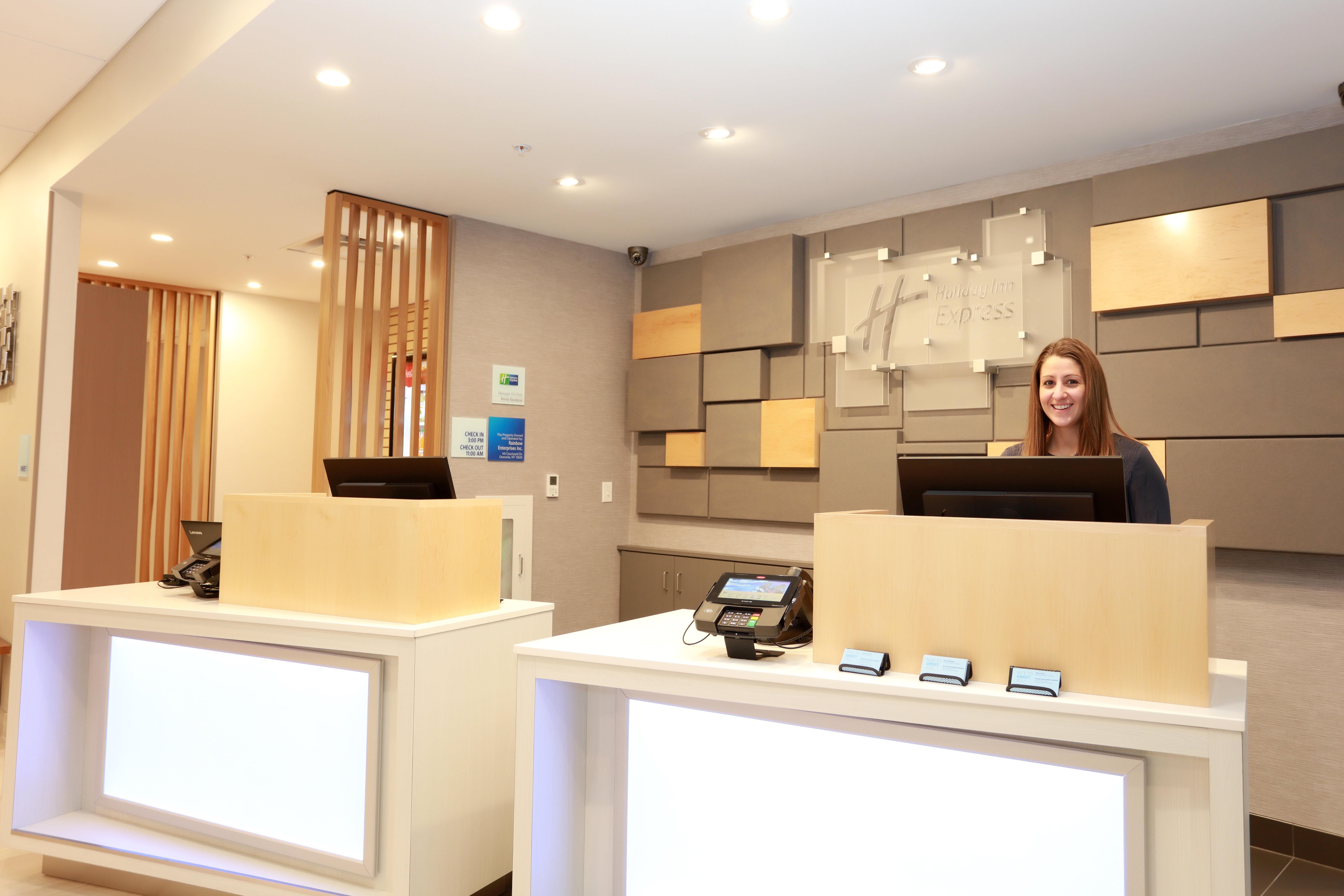 Holiday Inn Express Oneonta By Ihg Бингемтон Экстерьер фото