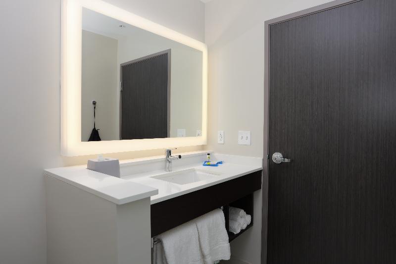 Holiday Inn Express Oneonta By Ihg Бингемтон Экстерьер фото