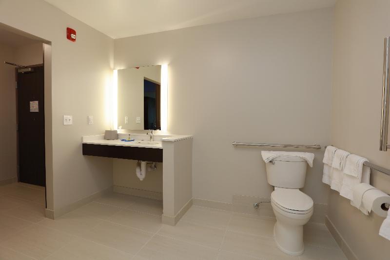 Holiday Inn Express Oneonta By Ihg Бингемтон Экстерьер фото